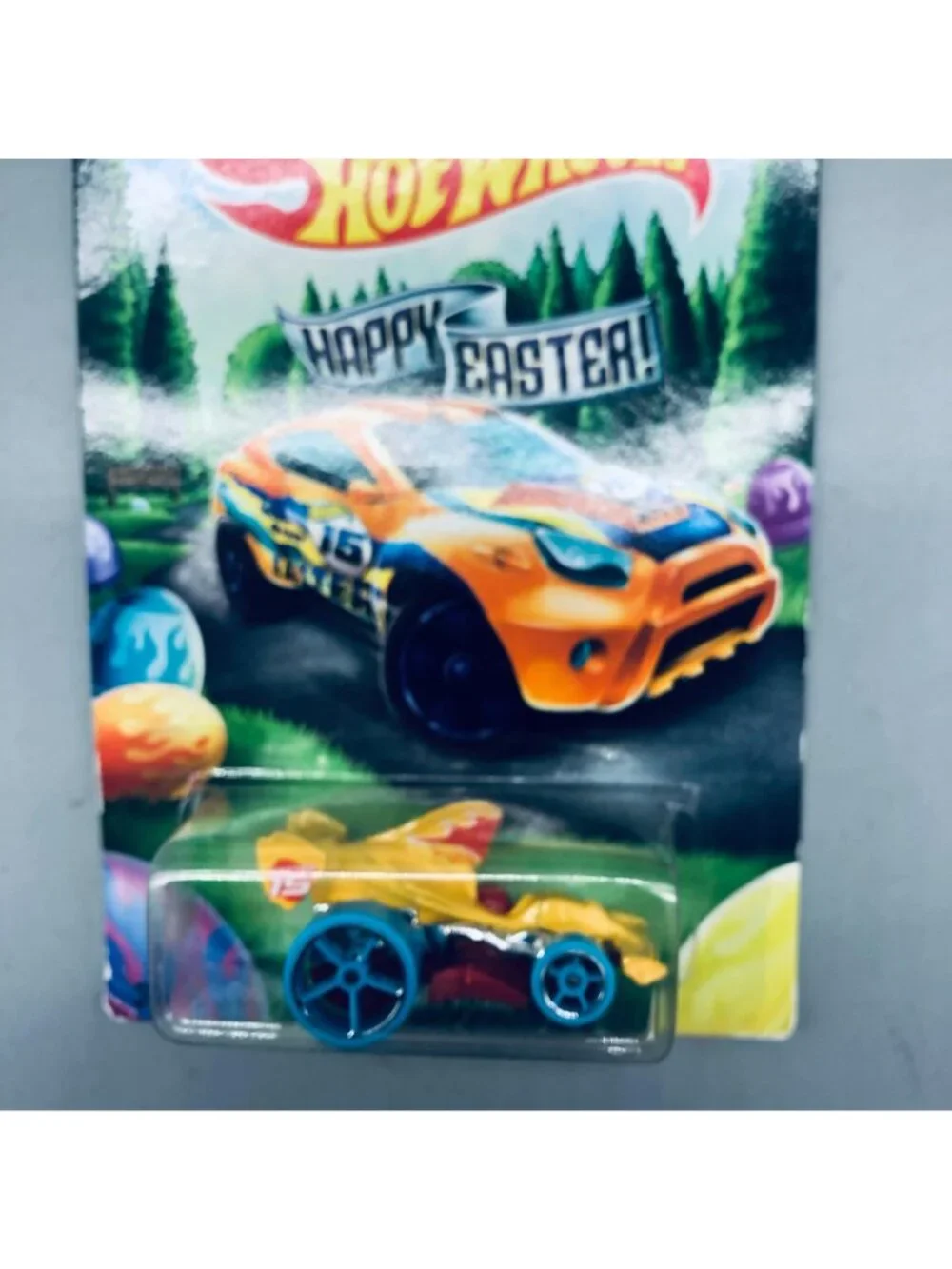 Hot wheels happy Easter tarmac attack 2014 g45 01/06 yellow new READ